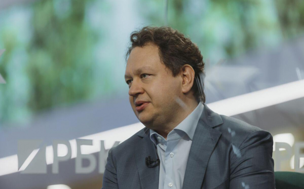 Глава ВТБ Андрей Костин дал совет, куда вложить ₽1 млн
Глава ВТБ Андрей Костин дал совет, куда вложить ₽1 млн