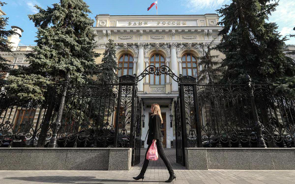 
                    ЦБ: квалинвестором можно будет стать после сдачи теста, если нет ₽12 млн

                