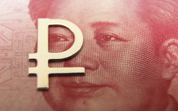 
                    ЦБ снизил курс доллара на ₽1, а евро - на ₽2 до минимумов с осени 2024-го

                