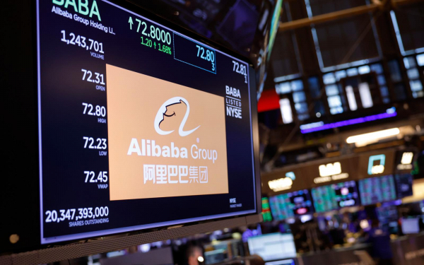 Ралли в акциях Tencent сделало ее основателя богатейшим человеком Китая
Ралли в акциях Tencent сделало ее основателя богатейшим человеком Китая