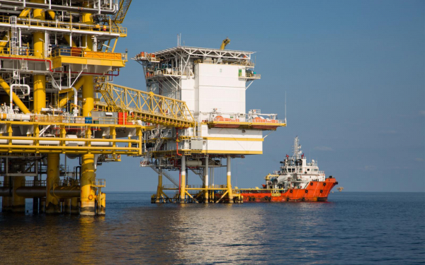 Цена нефти Brent превысила $78 на новостях о перебоях в добыче в Ливии
Цена нефти Brent превысила $78 на новостях о перебоях в добыче в Ливии