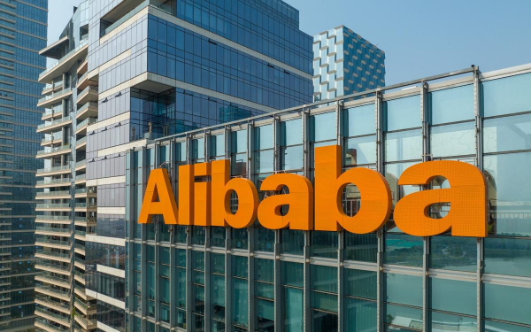 Акции Alibaba взлетели на 9% на планах компании увеличить инвестиции в ИИ
Акции Alibaba взлетели на 9% на планах компании увеличить инвестиции в ИИ