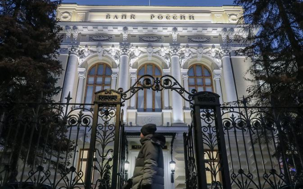 
                    ЦБ: квалинвестором можно будет стать после сдачи теста, если нет ₽12 млн

                